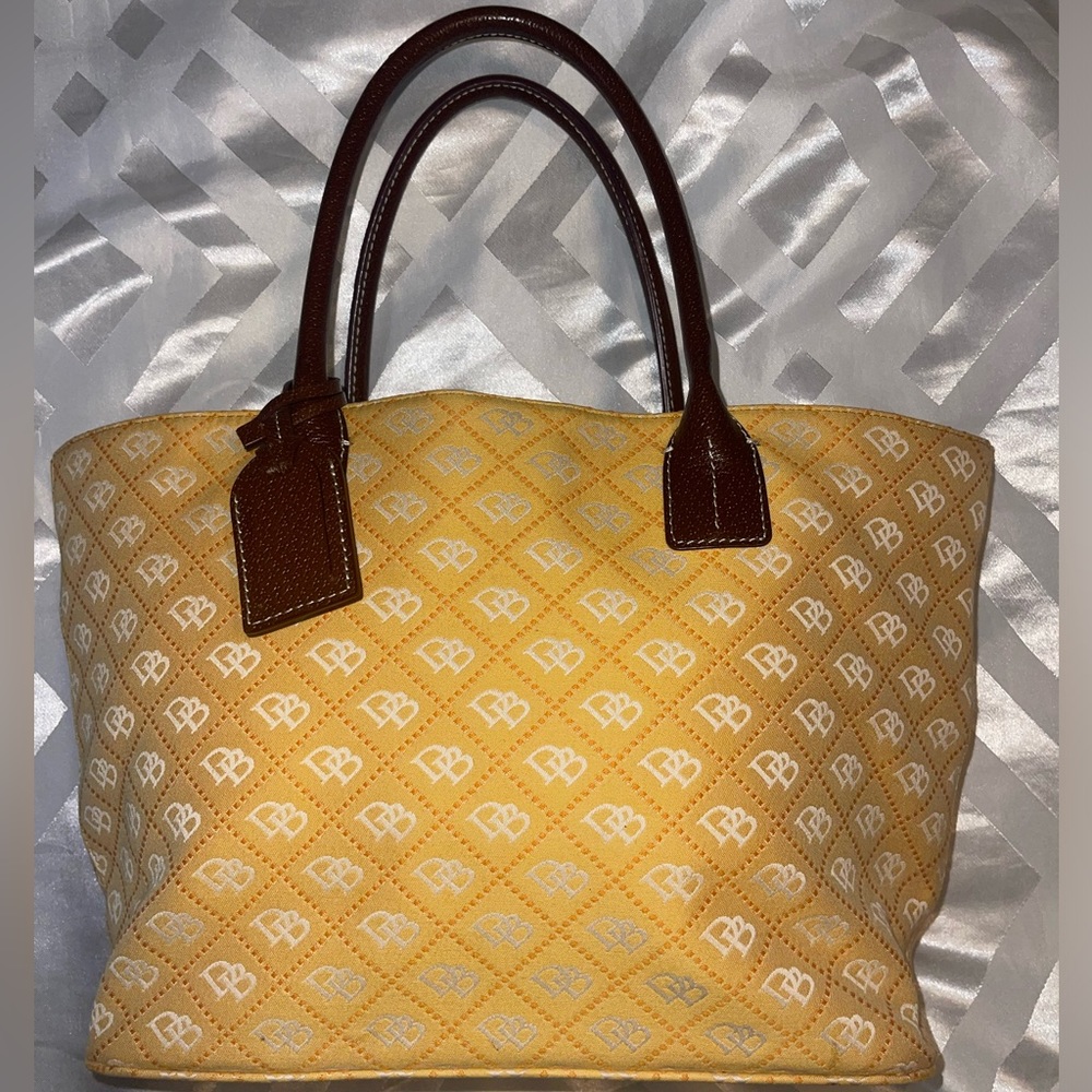 Vintage Dooney & bourke tote